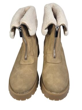 No Boundaries Tan Front-Zip Fold-Over Shearling Cuff Ankle Boots. Size 10